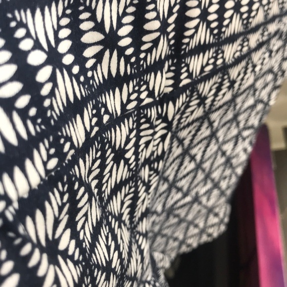 J. Crew navy and white chino pattern shorts - Picture 3 of 8